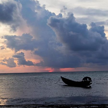 Honey Moon Beach Resort ANDAMAN AND NICOBAR ISLANDS Exterior foto